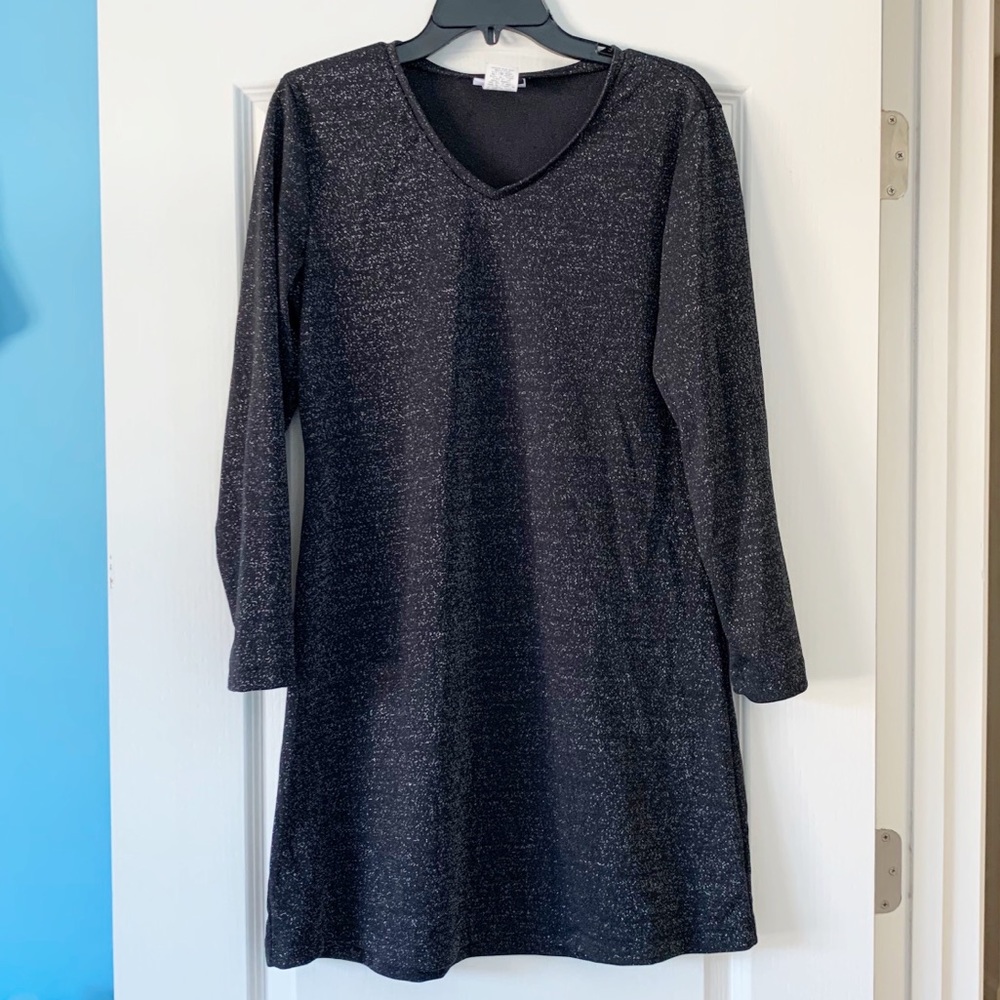 Dress.com dress long sleeve size large